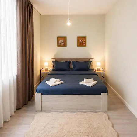 Ultracentral Cosy *
